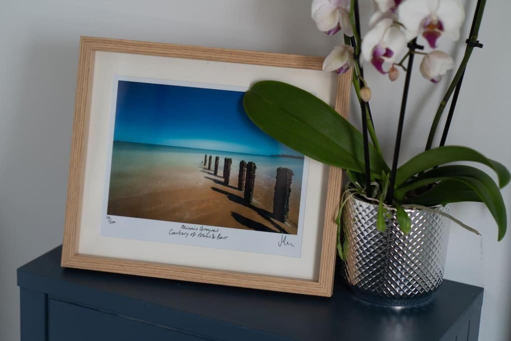 Stylish Beachfront Apartment, Sweeping Ocean Views And Luxury Touches ハーン・ベイ エクステリア 写真