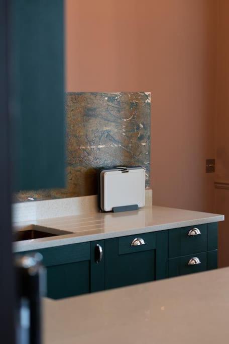 Stylish Beachfront Apartment, Sweeping Ocean Views And Luxury Touches ハーン・ベイ エクステリア 写真