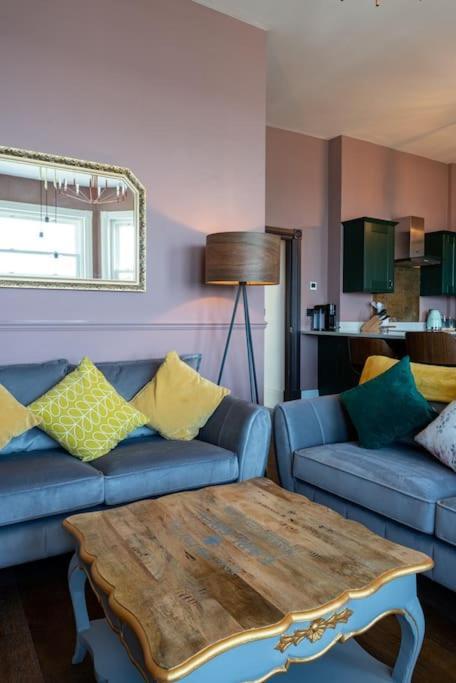 Stylish Beachfront Apartment, Sweeping Ocean Views And Luxury Touches ハーン・ベイ エクステリア 写真